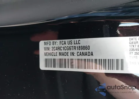 2026 Chrysler Voyager Lx z USA, uszkodzony, nr VIN 2C4RC1CG6TR189860
